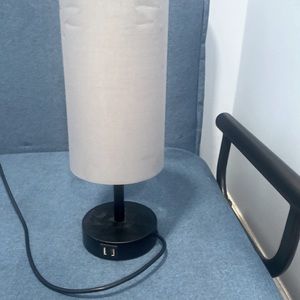 Touch pad lamp with usb port